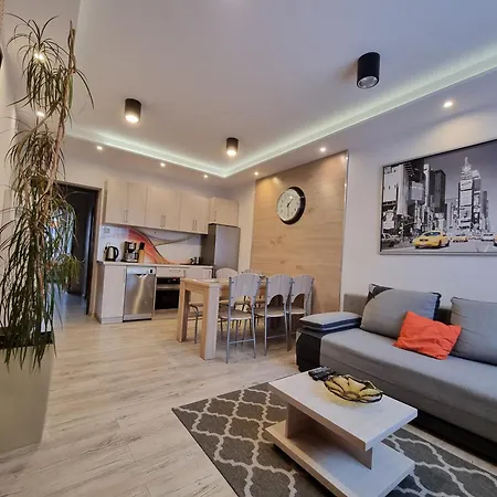 아파트 Q Apart Zachodnia - Trzy Pokoje, Manufaktura, Parking, Fv