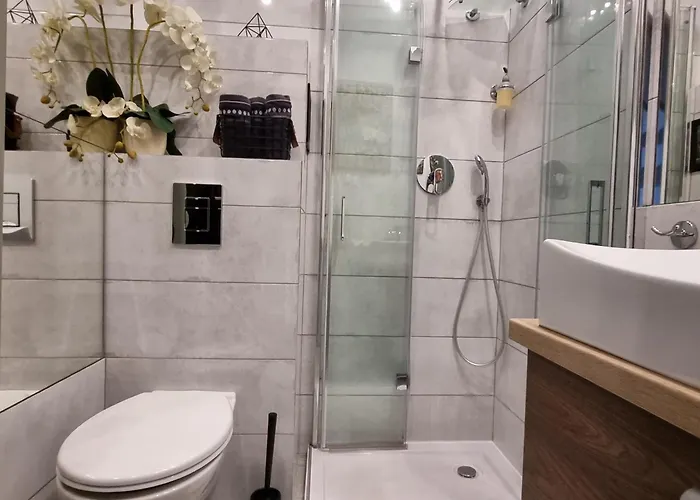 شقة Q Apart Zachodnia - Trzy Pokoje, Manufaktura, Parking, Fv وودج