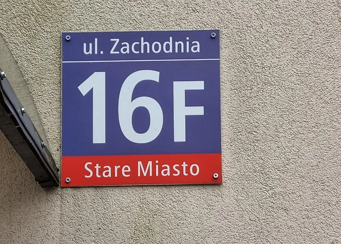 شقة Q Apart Zachodnia - Trzy Pokoje, Manufaktura, Parking, Fv وودج