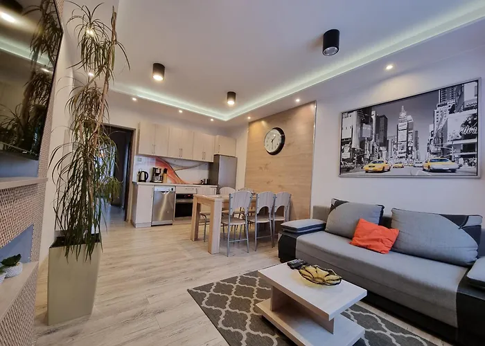 شقة Q Apart Zachodnia - Trzy Pokoje, Manufaktura, Parking, Fv